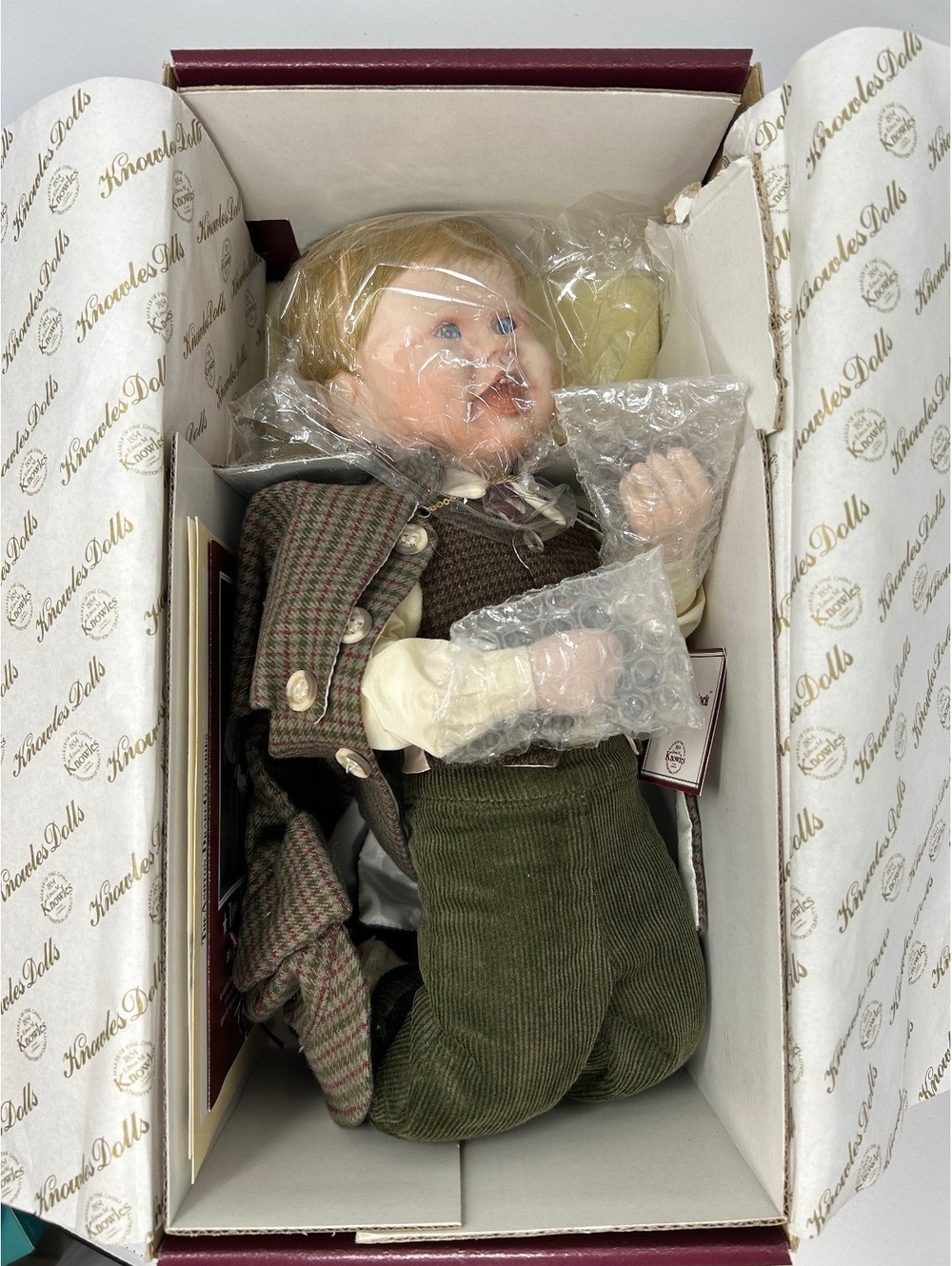 Little Sherlock First Issue The Born To Be Famous Collection Knowles Doll 1989